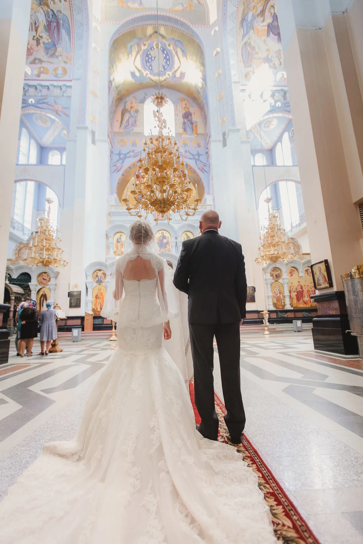 A Church Wedding Ceremony photographed by Anton Matveev