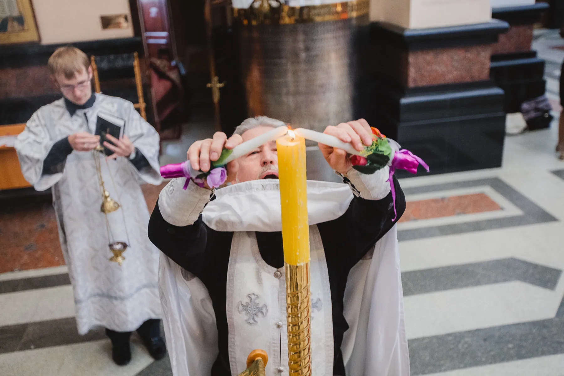 A Church Wedding Ceremony photographed by Anton Matveev