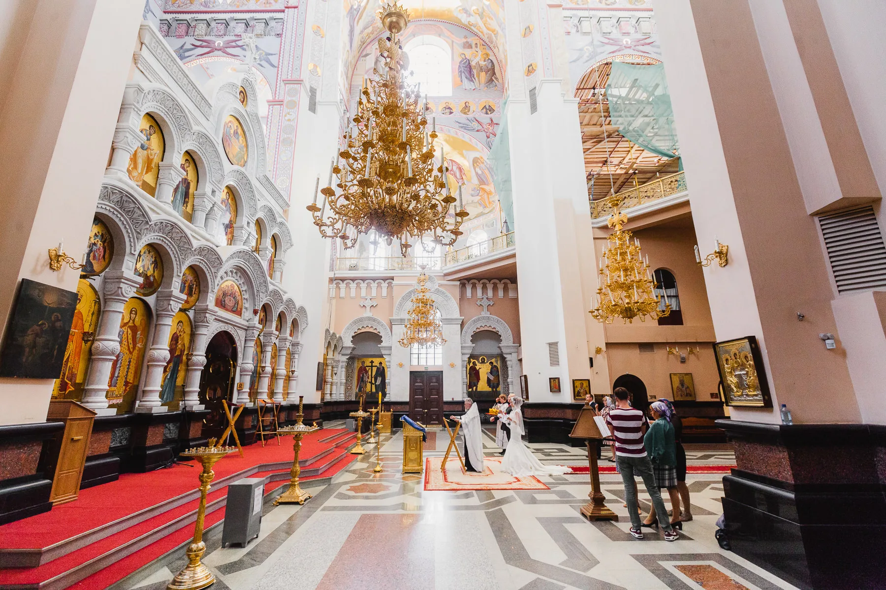 A Church Wedding Ceremony photographed by Anton Matveev