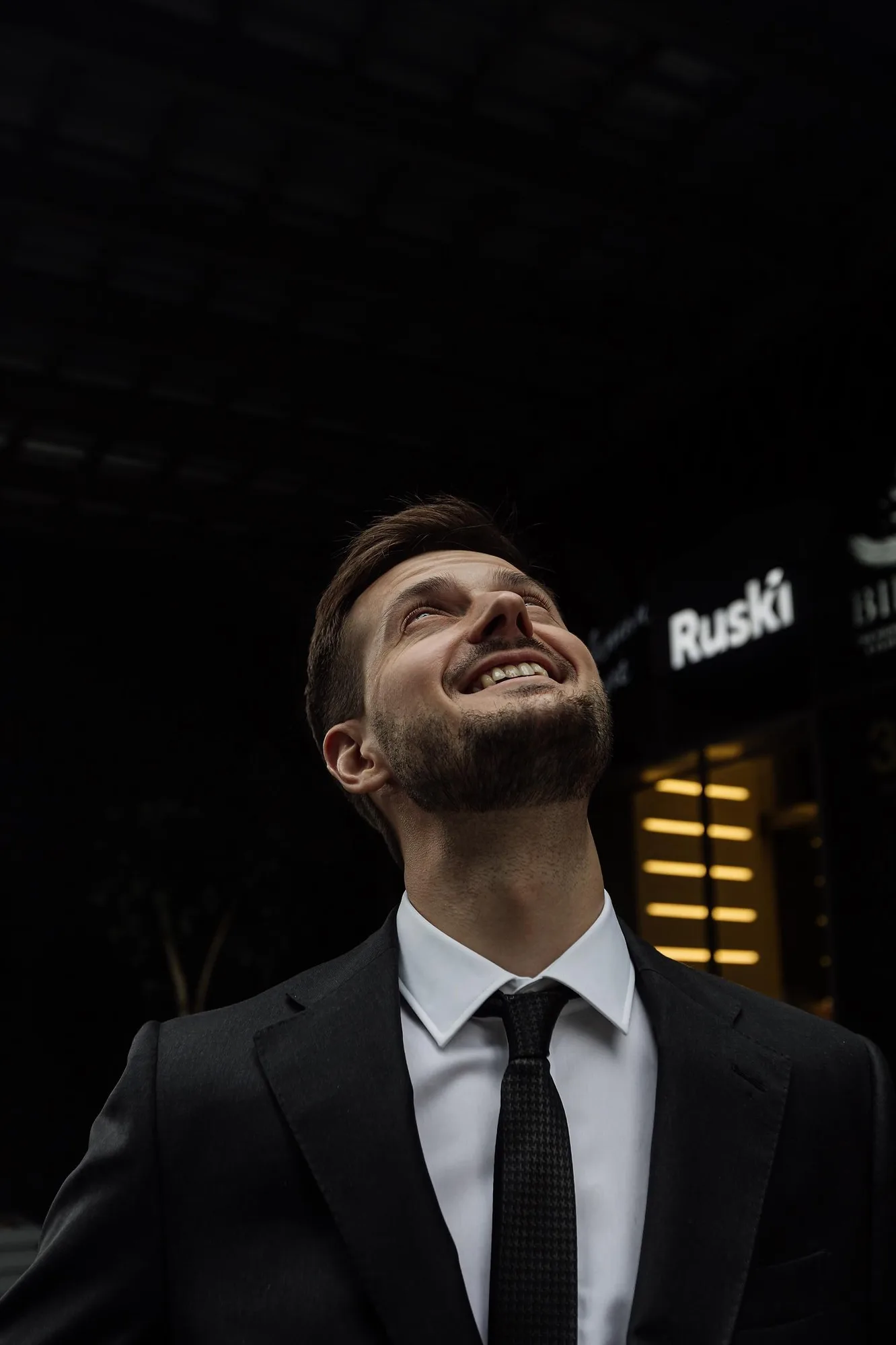 D & I Wedding at Birds Moscow City photographed by Anton Matveev