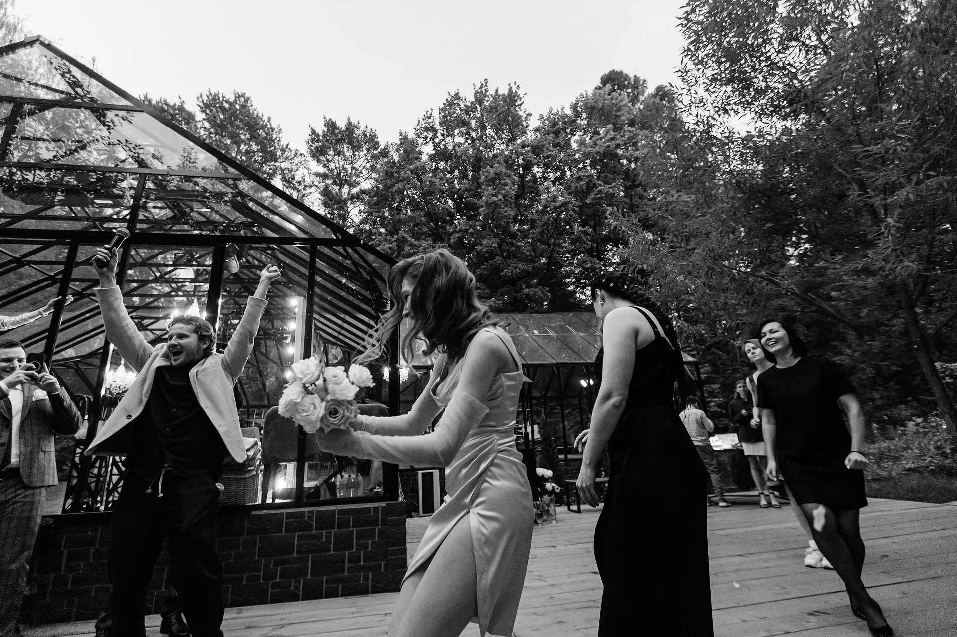D & I Wedding at Birds Moscow City photographed by Anton Matveev