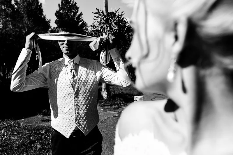Dmitriy & Oksana - A Yekaterinburg Wedding photographed by Anton Matveev