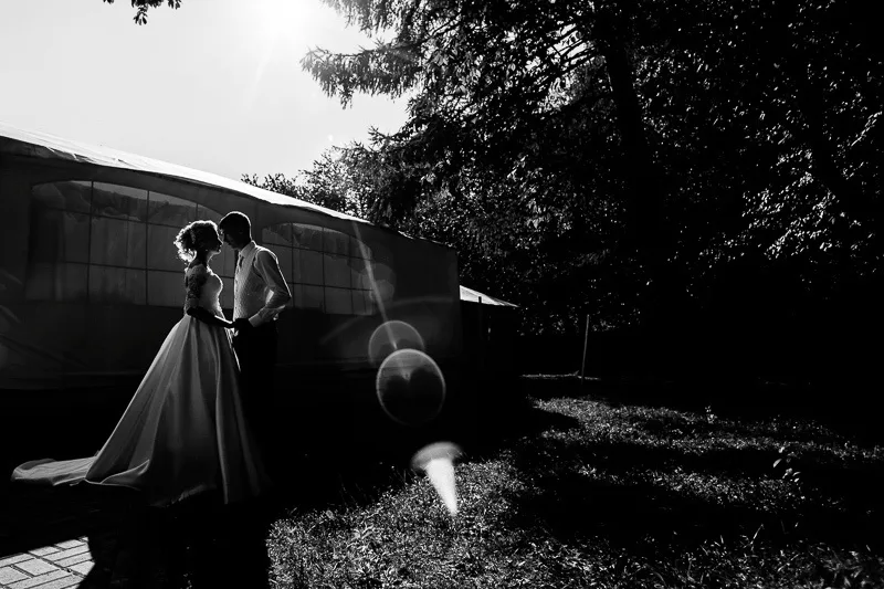 Dmitriy & Oksana - A Yekaterinburg Wedding photographed by Anton Matveev