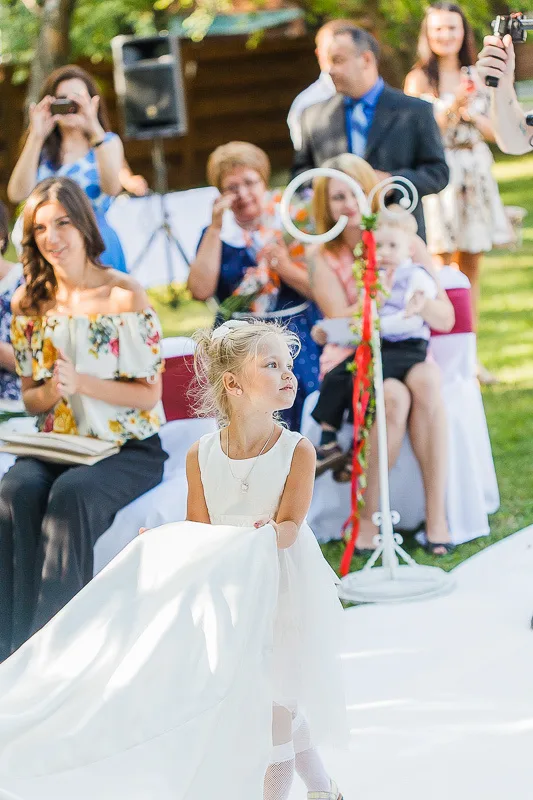 Dmitriy & Oksana - A Yekaterinburg Wedding photographed by Anton Matveev