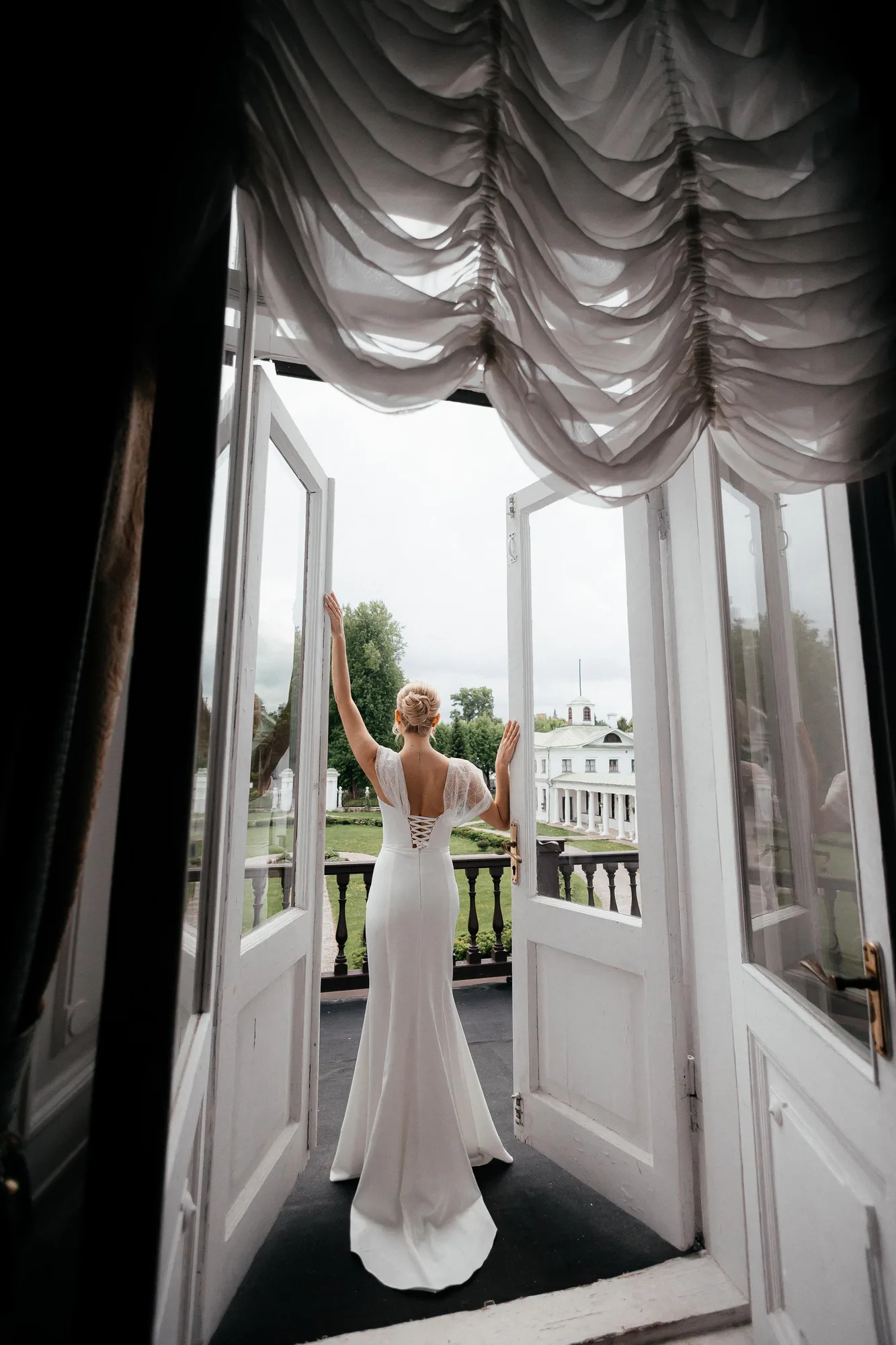E & S Wedding photographed by Anton Matveev
