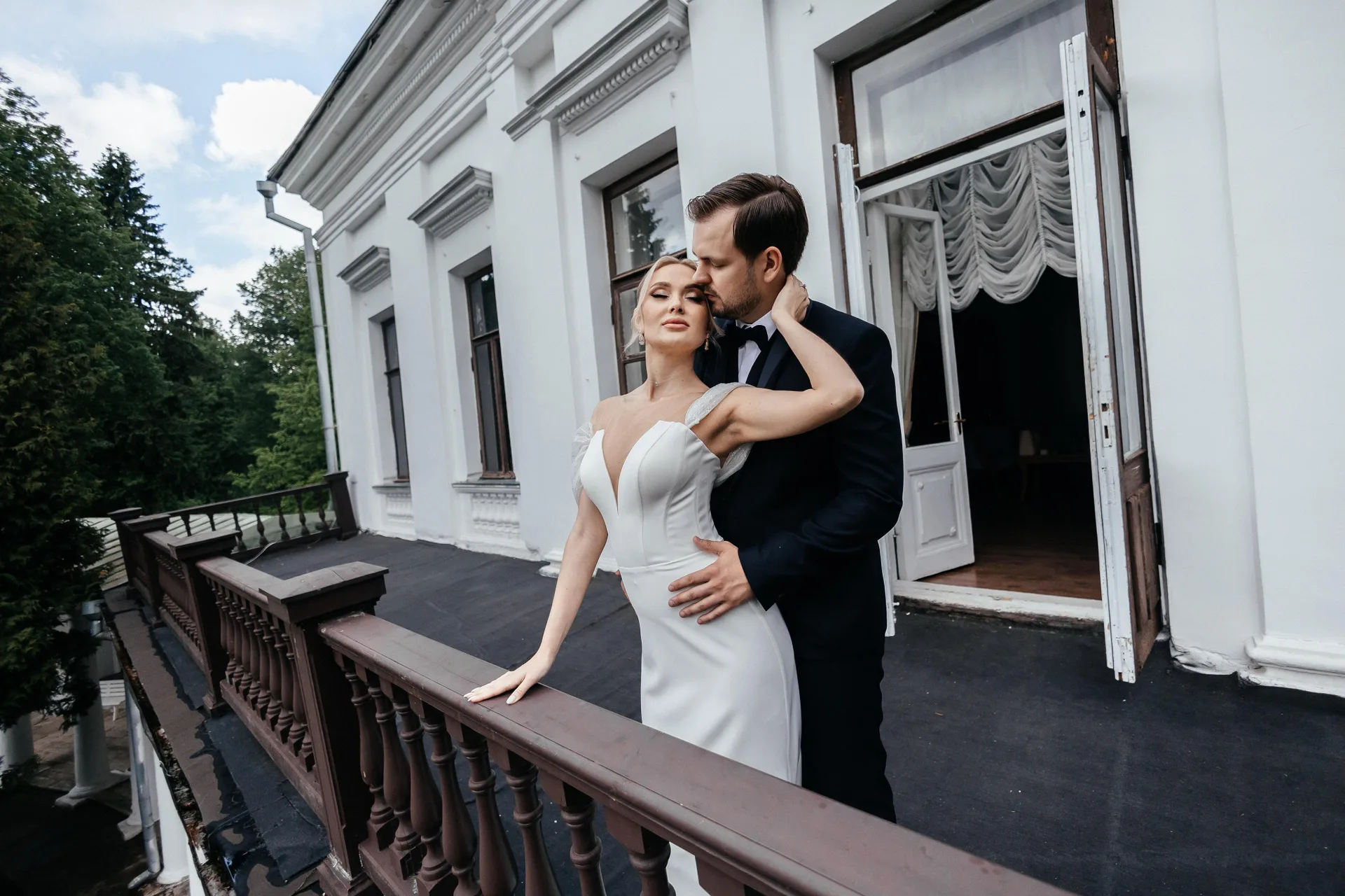 E & S Wedding photographed by Anton Matveev