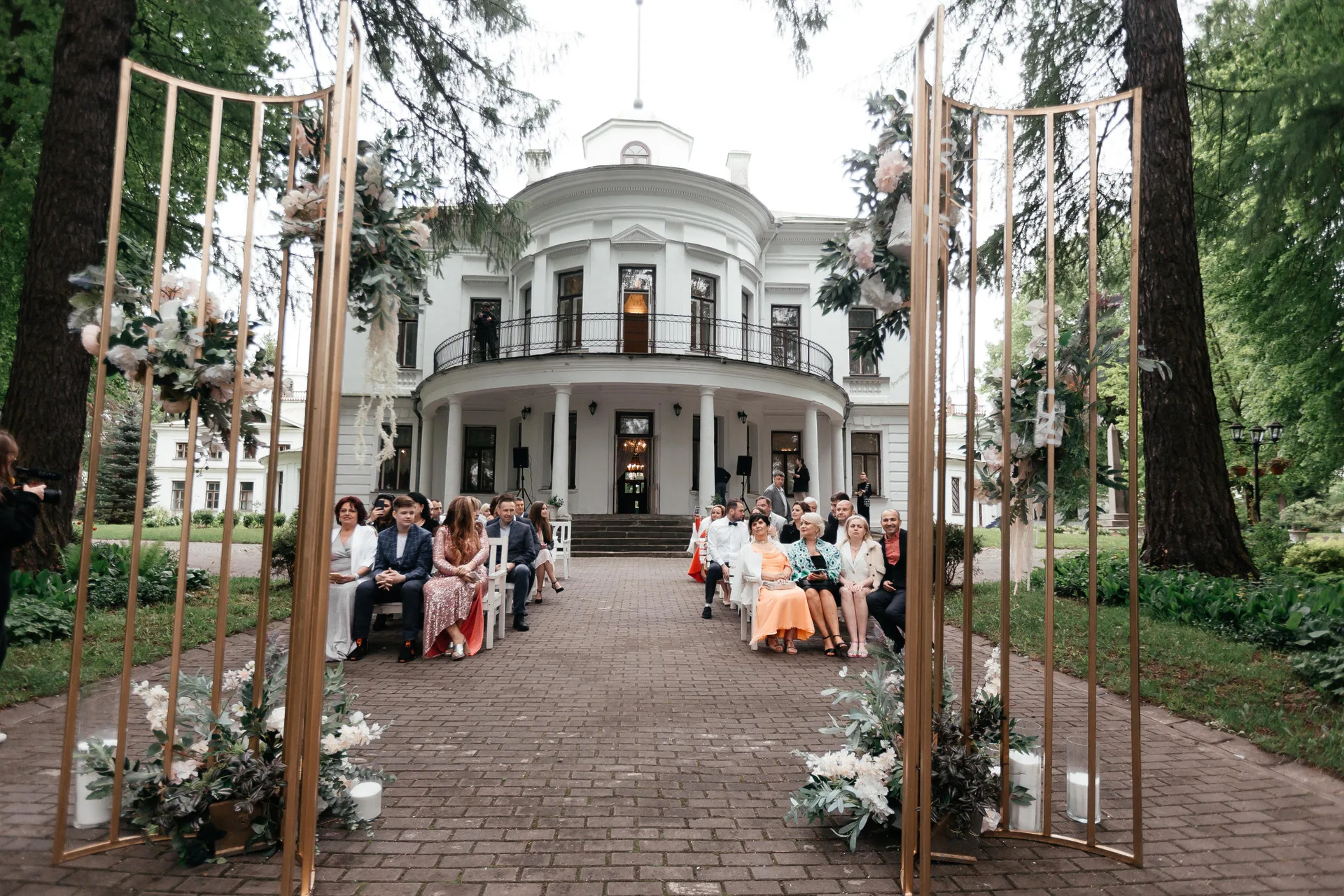 E & S Wedding photographed by Anton Matveev