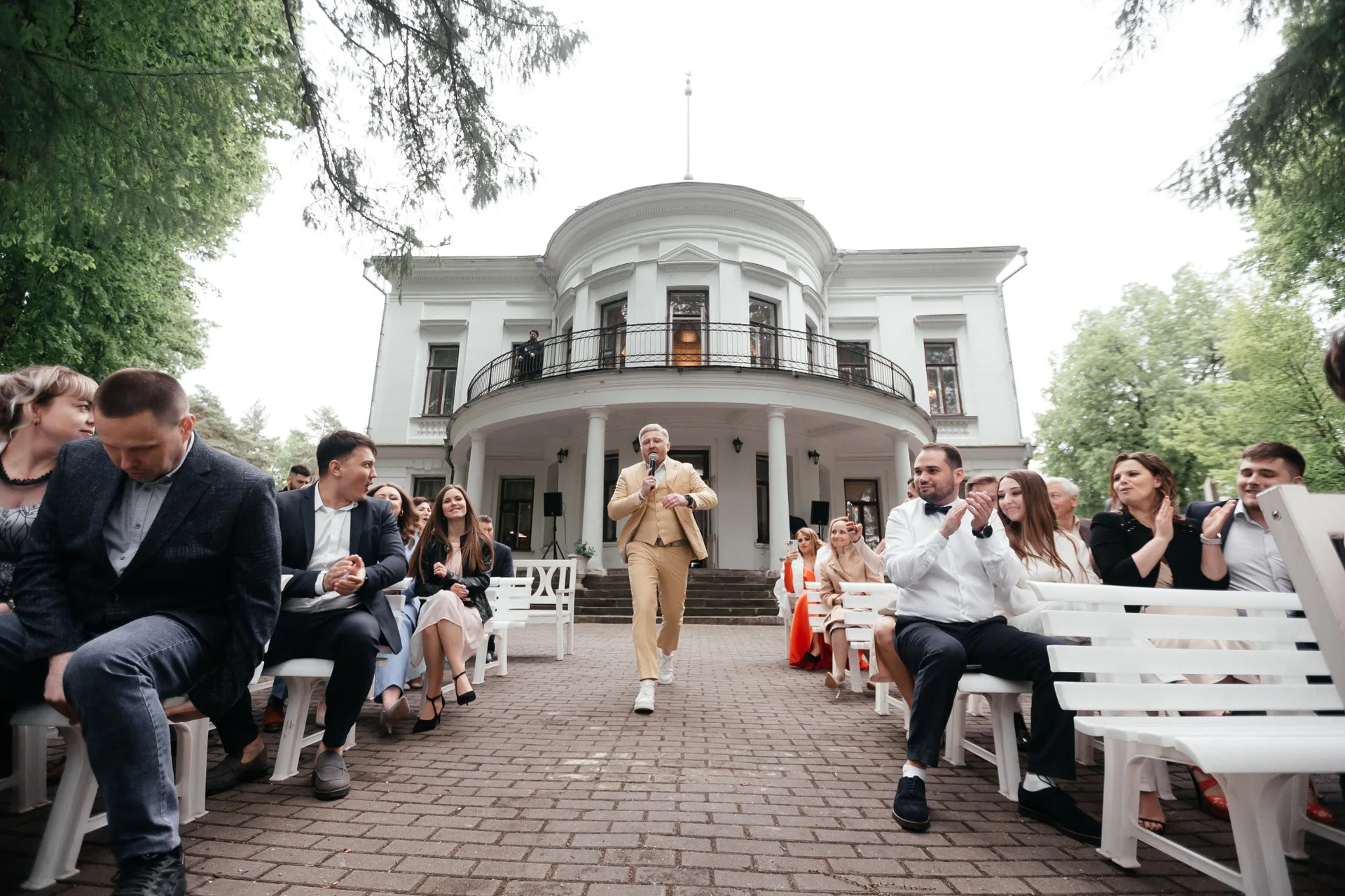 E & S Wedding photographed by Anton Matveev
