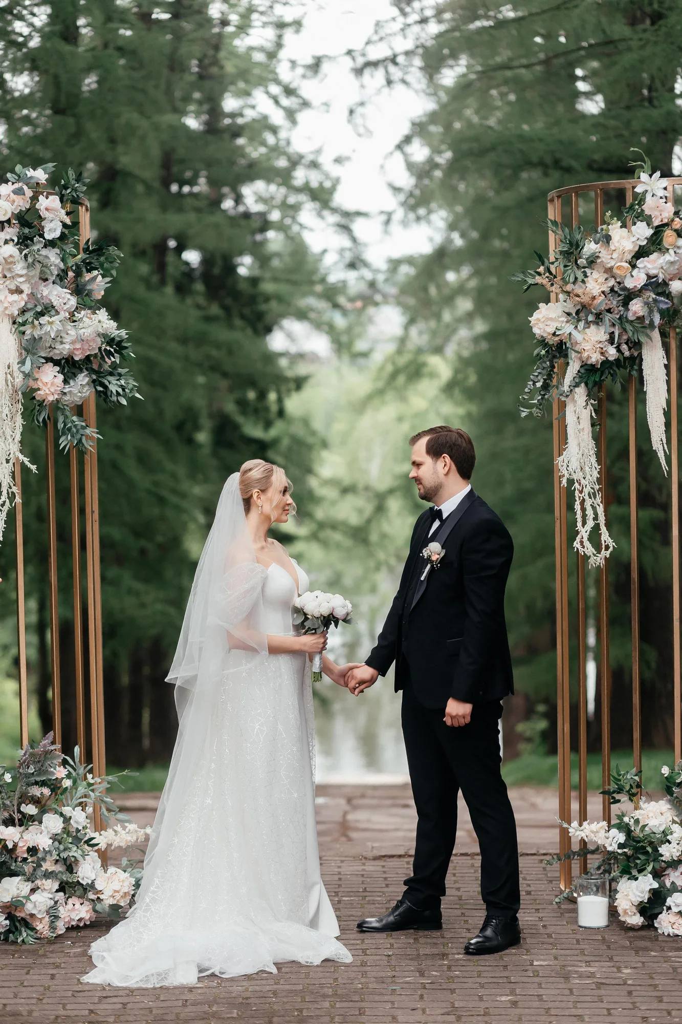 E & S Wedding photographed by Anton Matveev