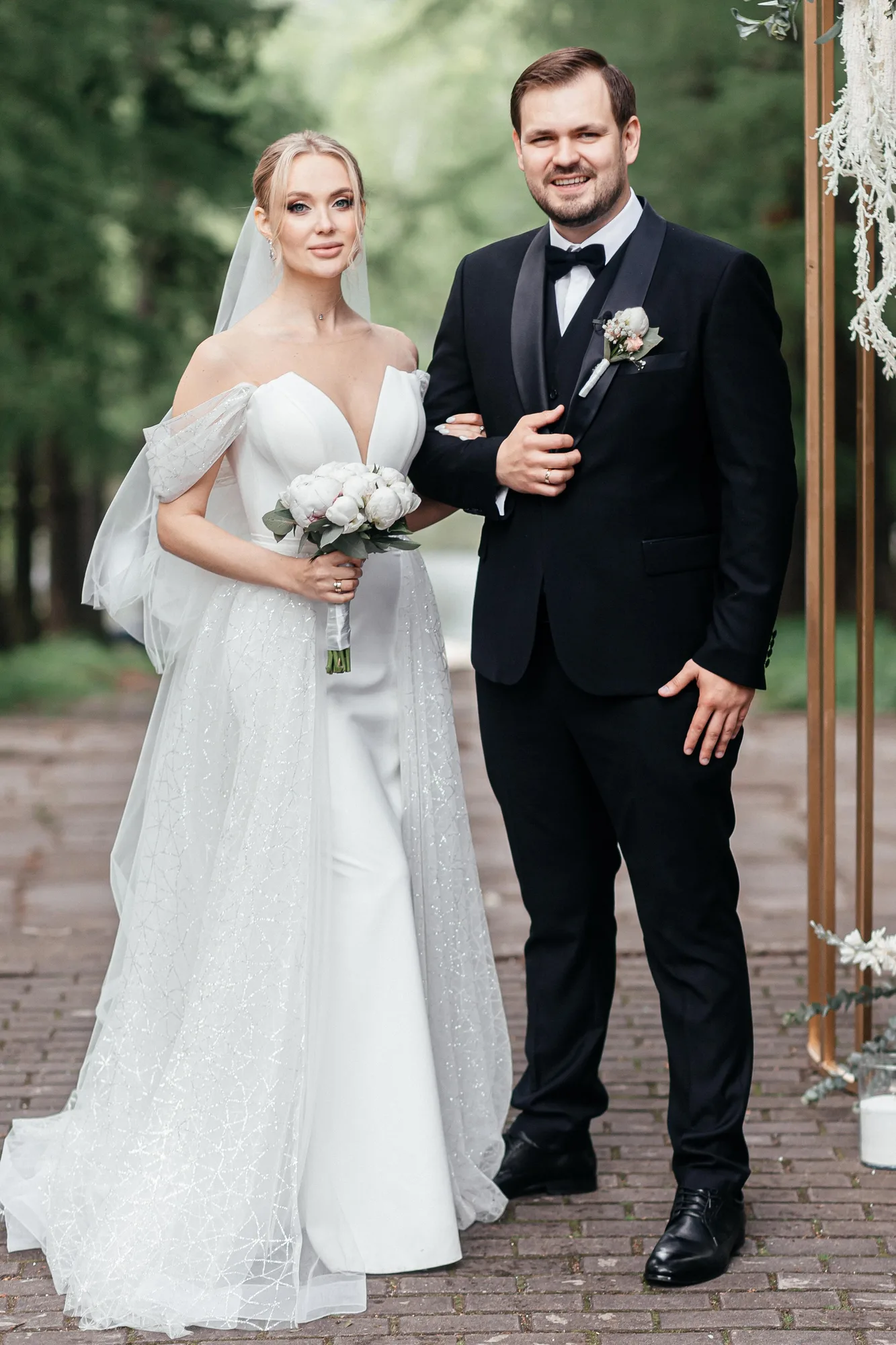 E & S Wedding photographed by Anton Matveev