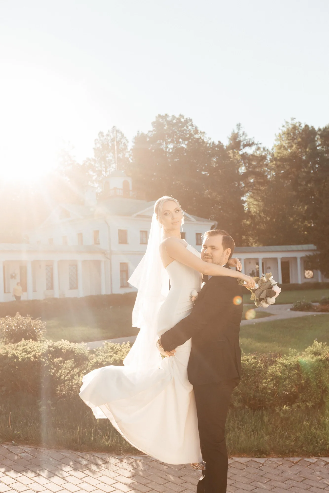 E & S Wedding photographed by Anton Matveev