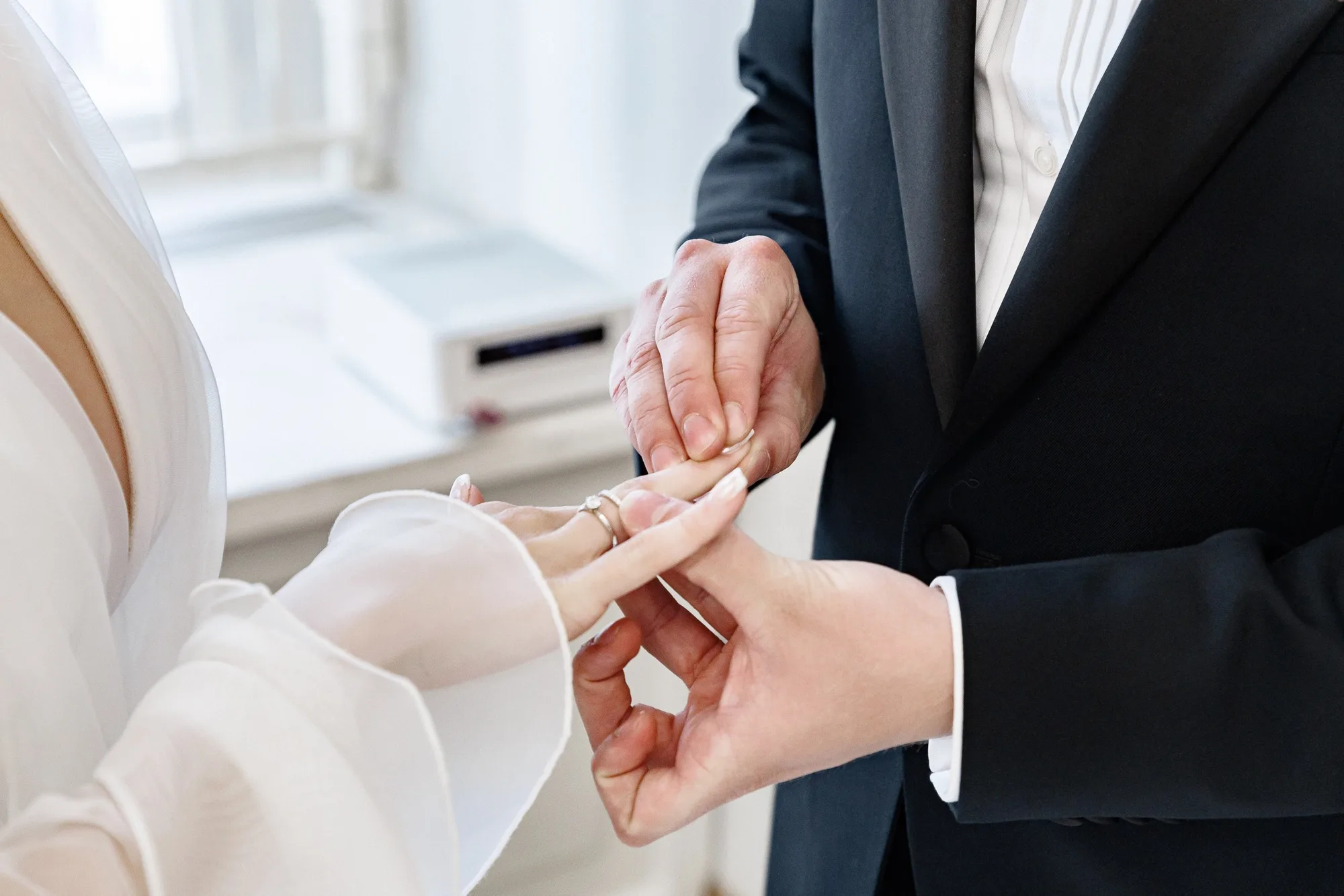 Intimate family wedding photograph of Egor and Ekaterina by Anton Matveev