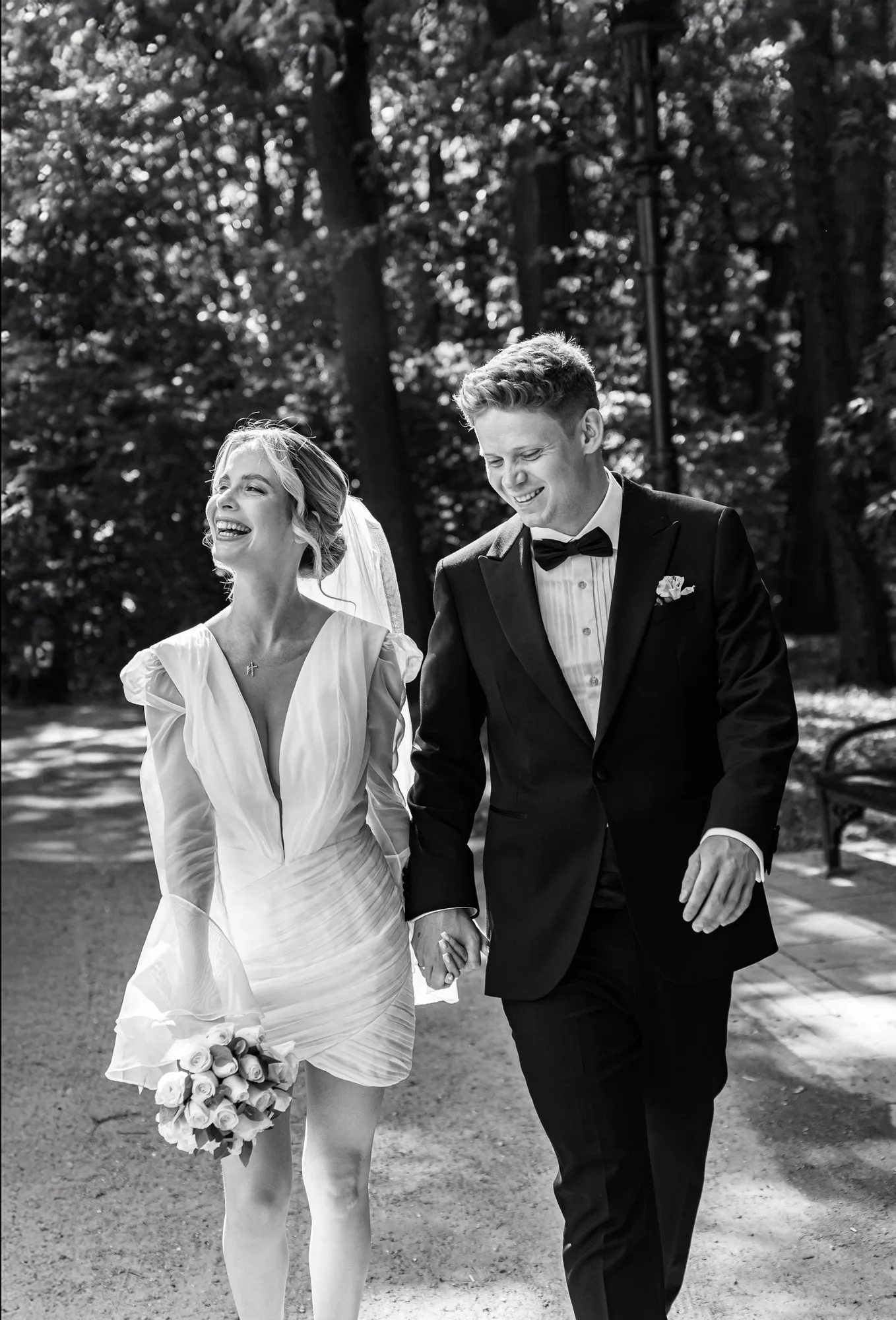 Intimate family wedding photograph of Egor and Ekaterina by Anton Matveev