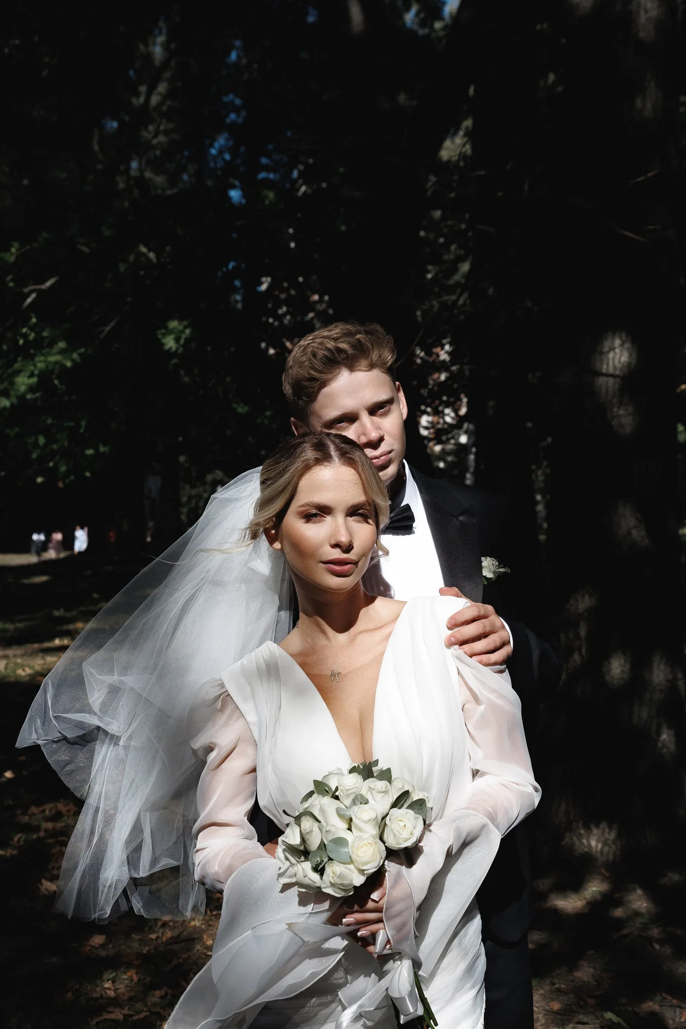 Intimate family wedding photograph of Egor and Ekaterina by Anton Matveev