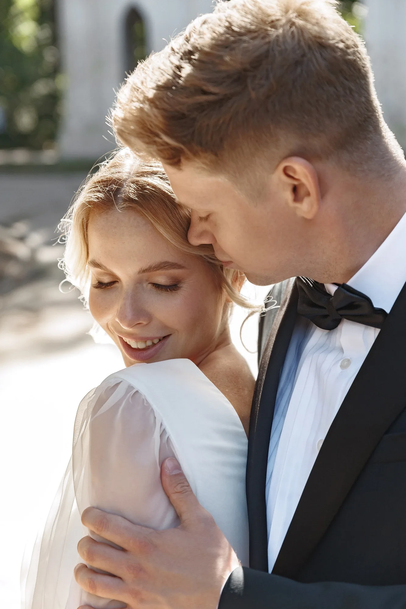 Intimate family wedding photograph of Egor and Ekaterina by Anton Matveev