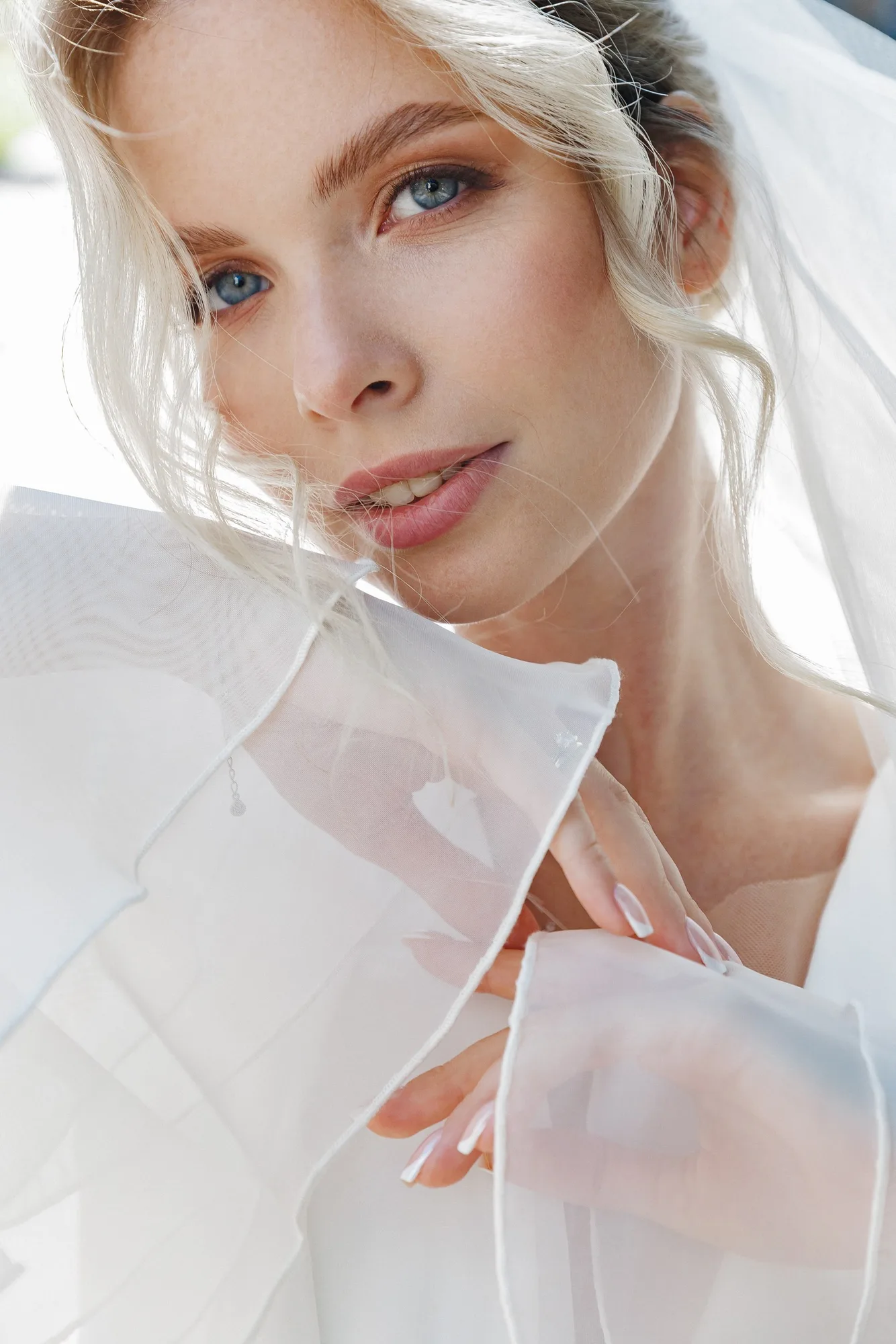 Intimate family wedding photograph of Egor and Ekaterina by Anton Matveev