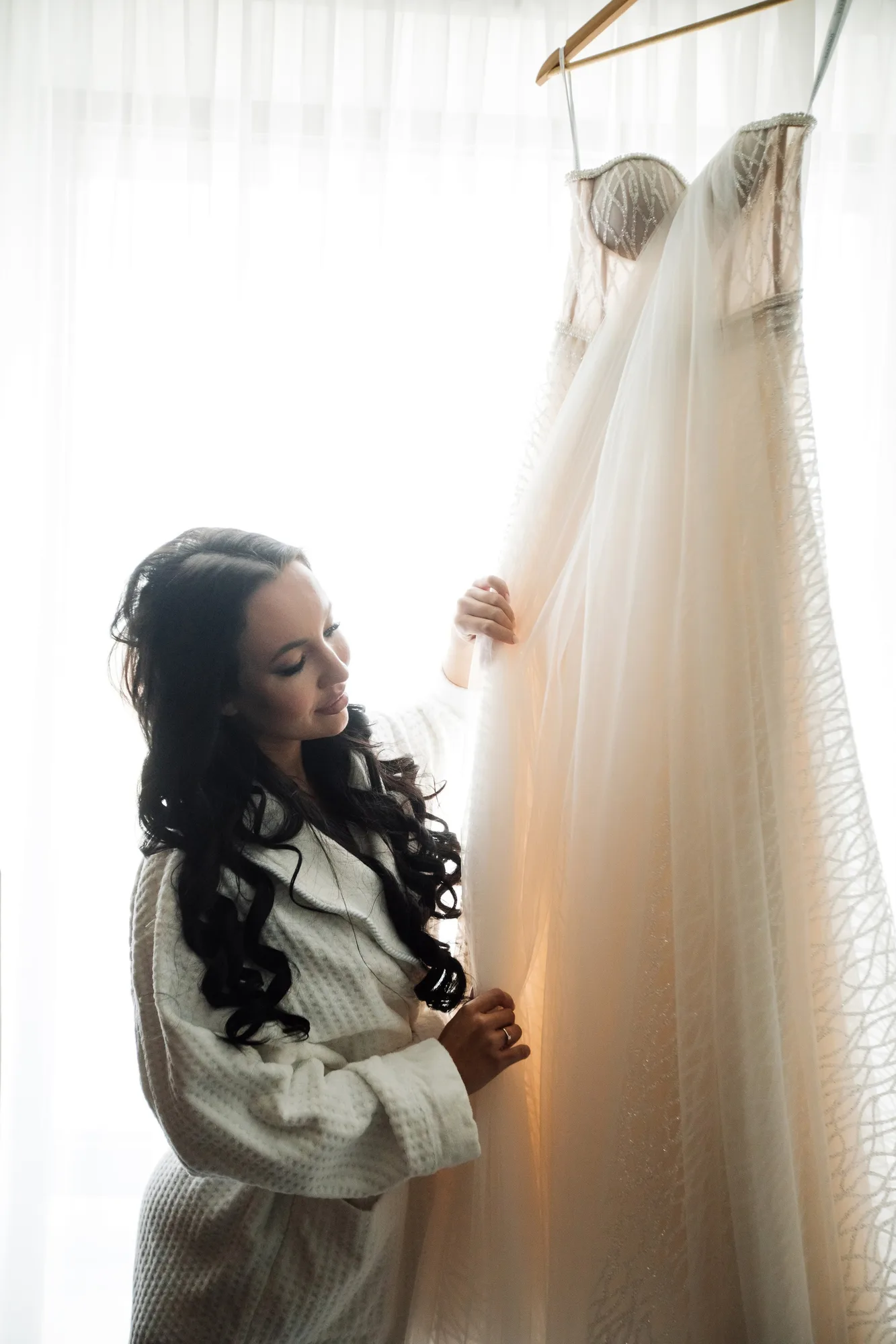 An Intimate Wedding for Two at Movenpick Hotel photographed by Anton Matveev