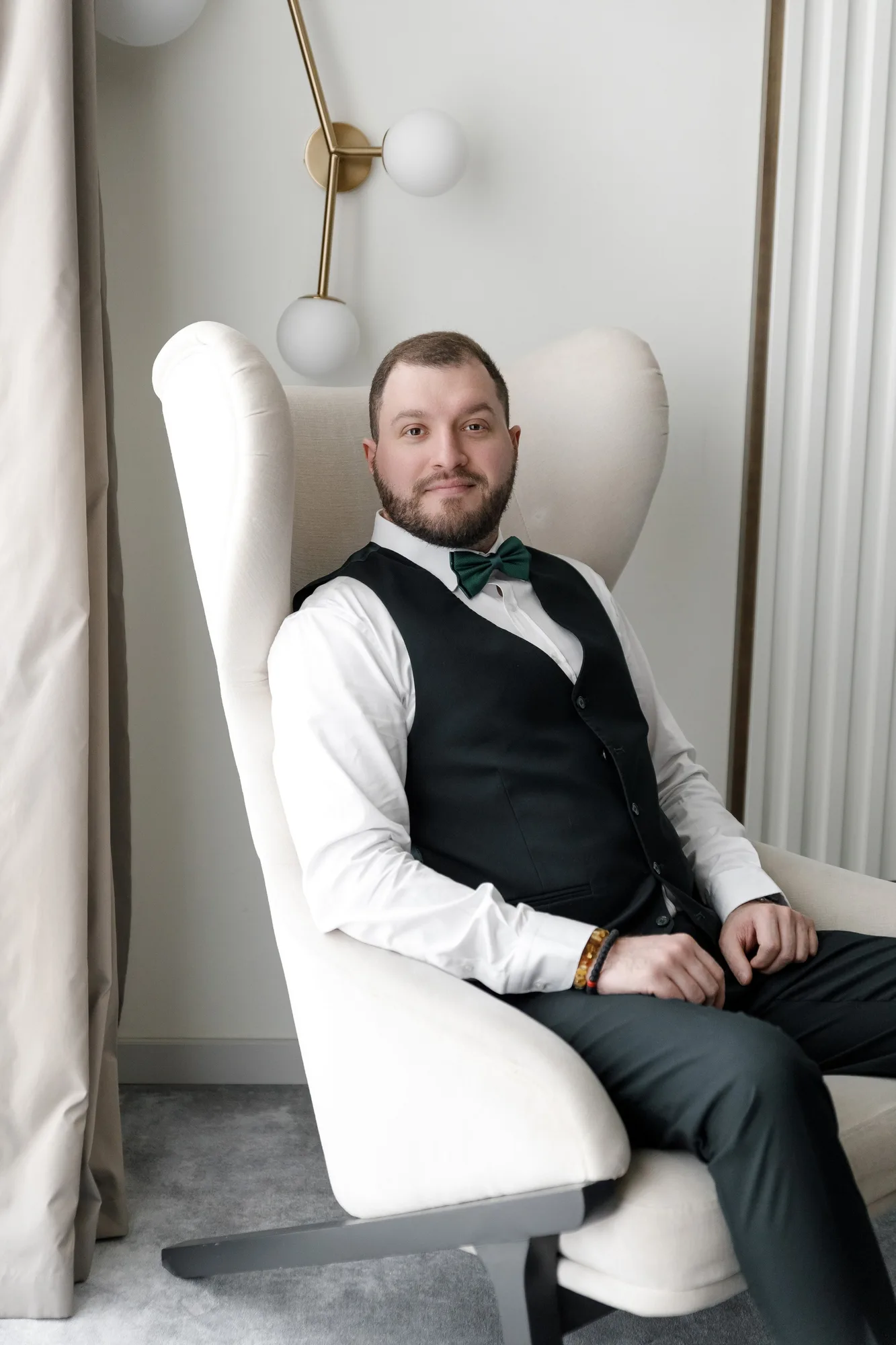 An Intimate Wedding for Two at Movenpick Hotel photographed by Anton Matveev