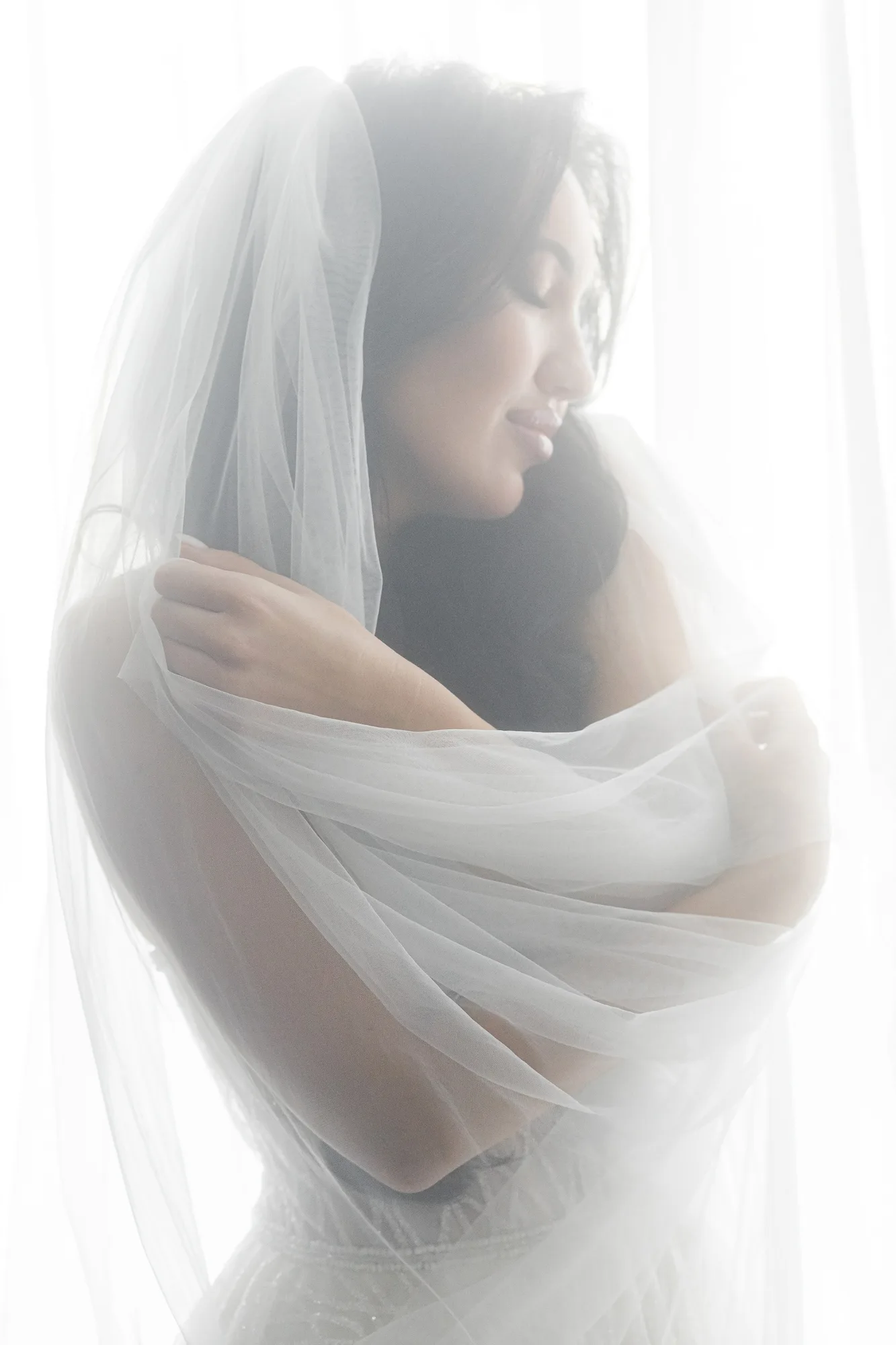 An Intimate Wedding for Two at Movenpick Hotel photographed by Anton Matveev