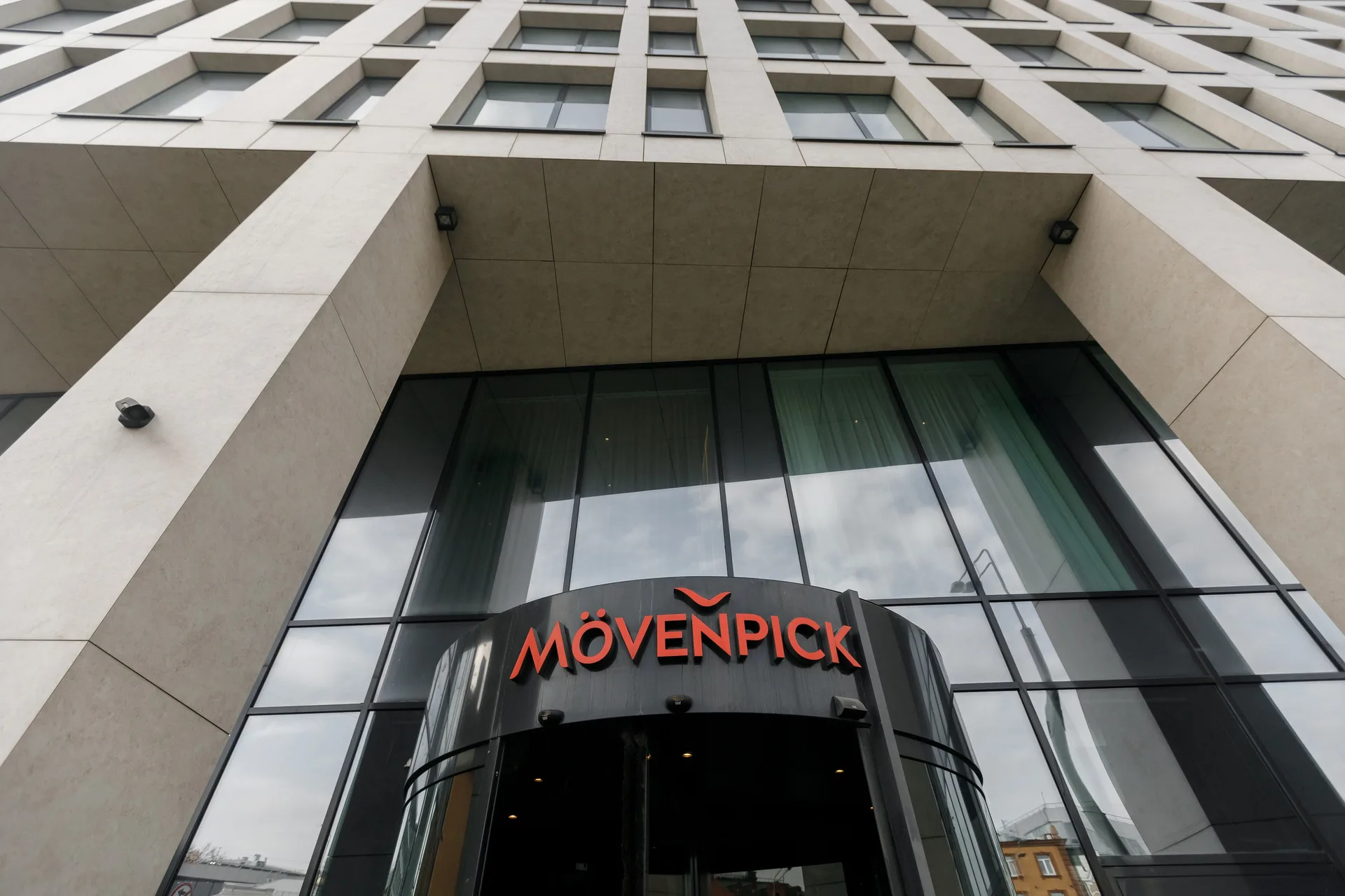 An Intimate Wedding for Two at Movenpick Hotel photographed by Anton Matveev