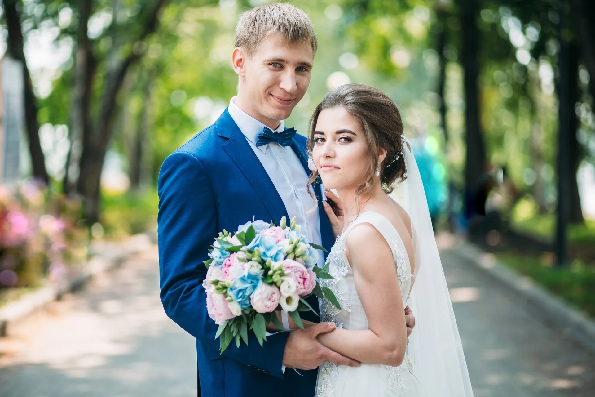Lida & Denis - A Saint Petersburg Wedding photographed by Anton Matveev