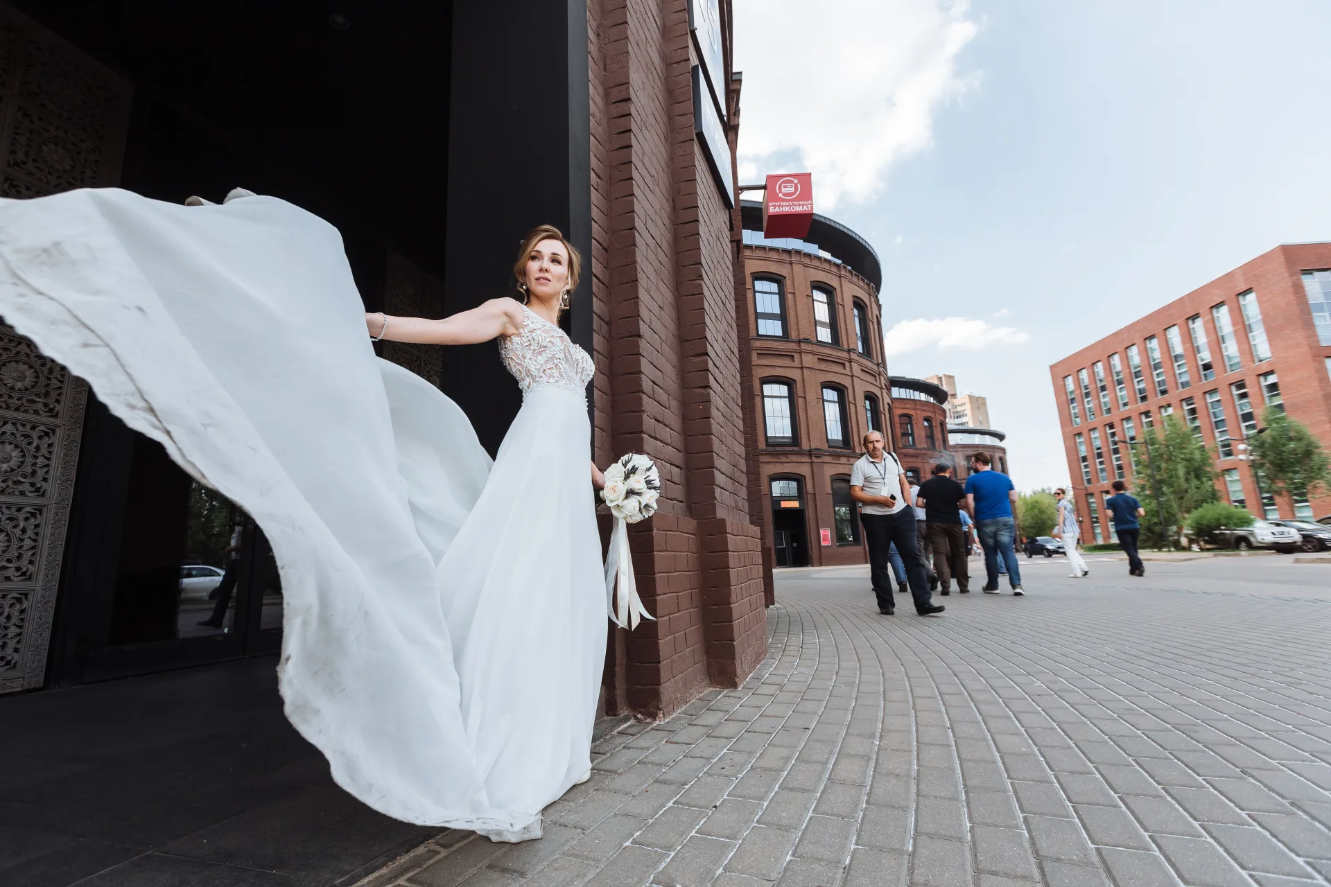 Moscow Wedding photographed by Anton Matveev