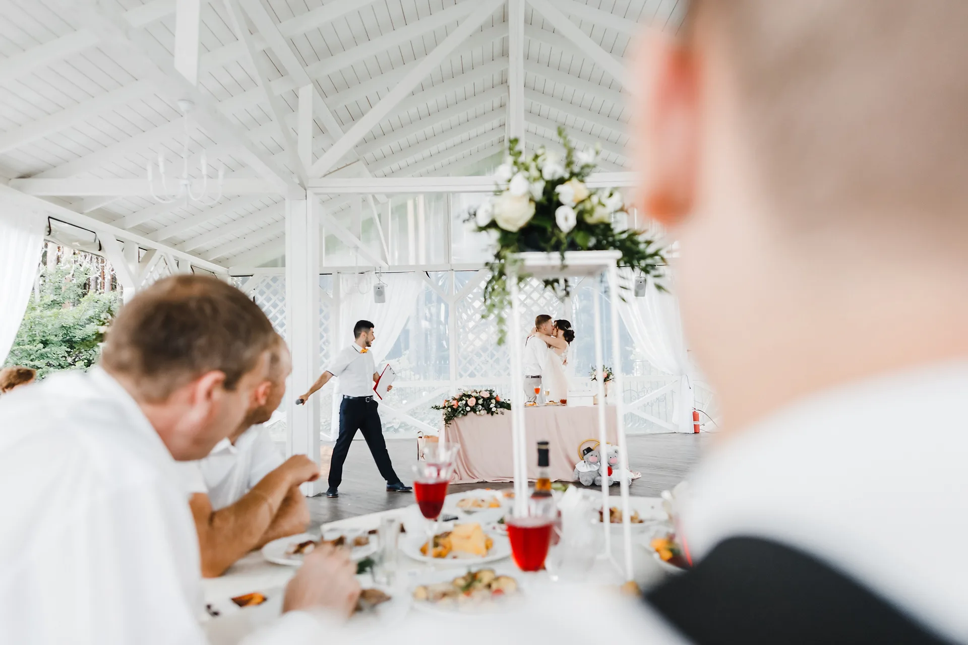 Nikita & Alyona - A Saint Petersburg Wedding photographed by Anton Matveev