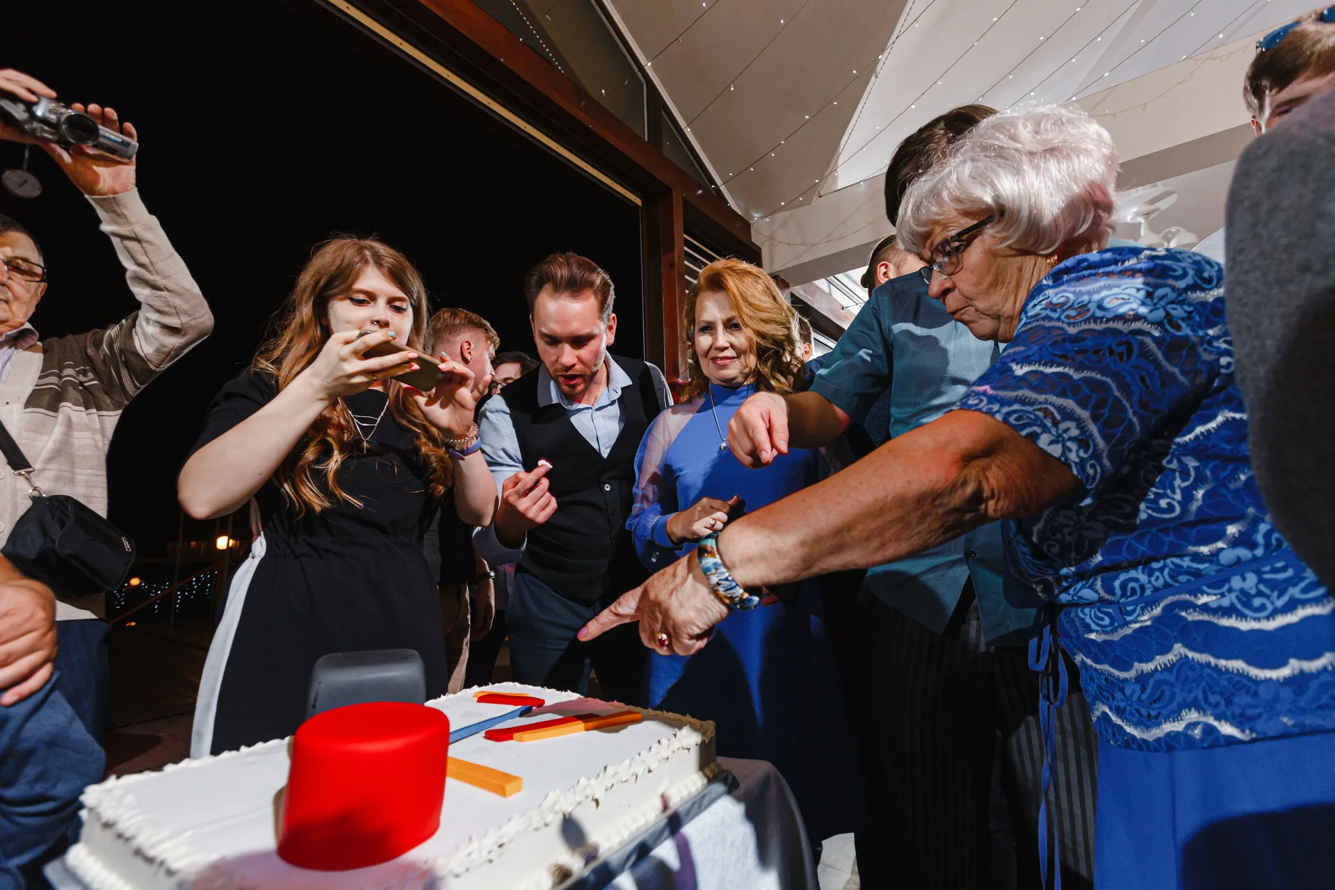 Yekaterinburg Wedding No. 1 photographed by Anton Matveev