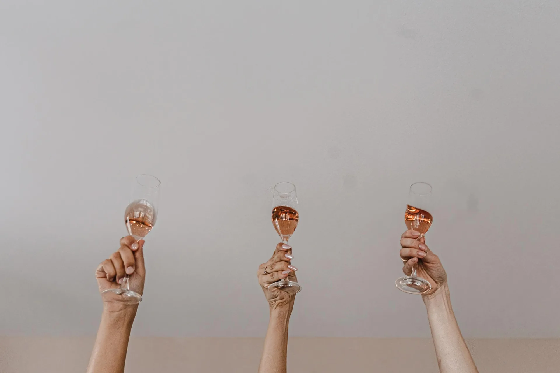 Wedding Stories from Yekaterinburg photographed by Anton Matveev