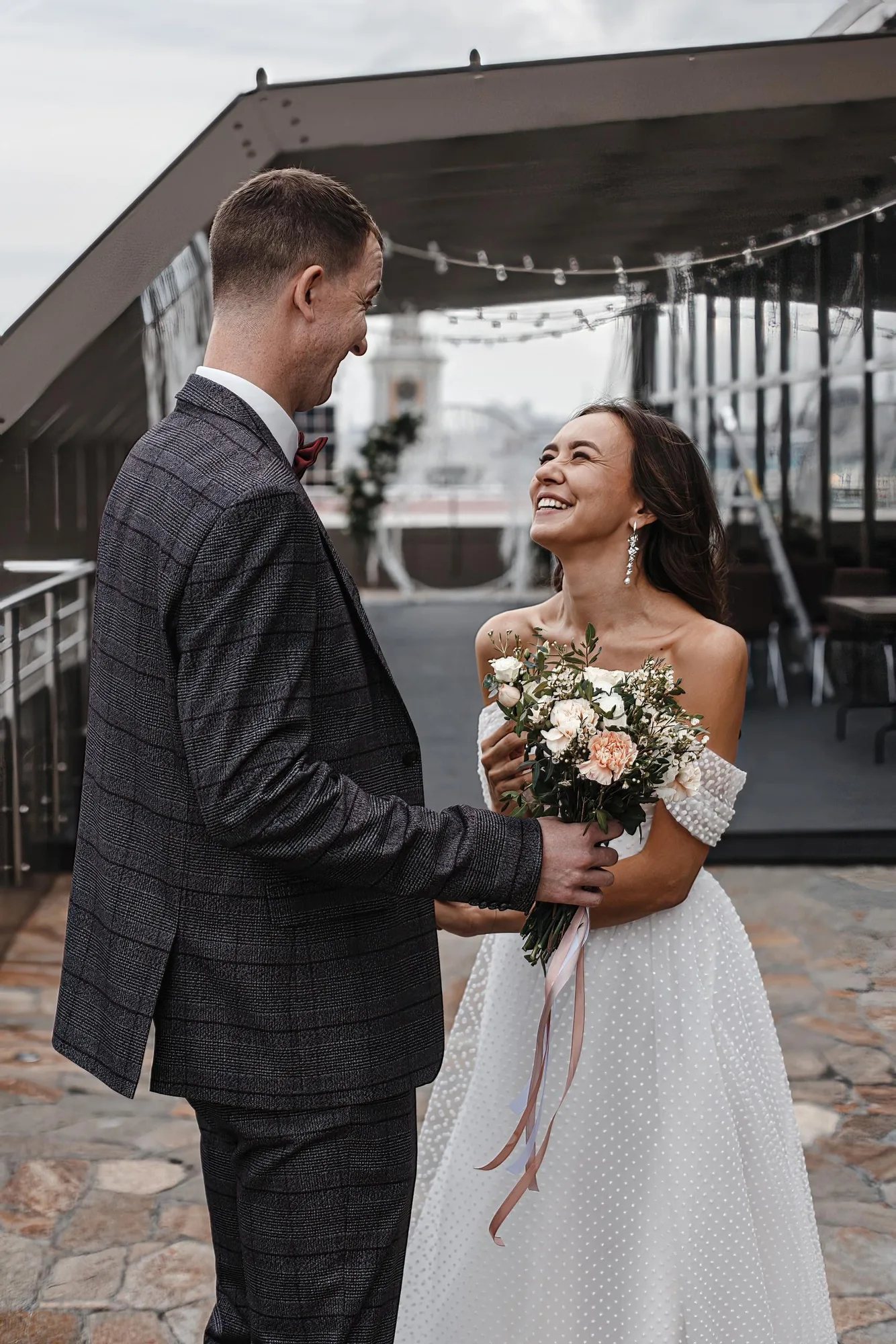 Wedding Stories from Yekaterinburg photographed by Anton Matveev