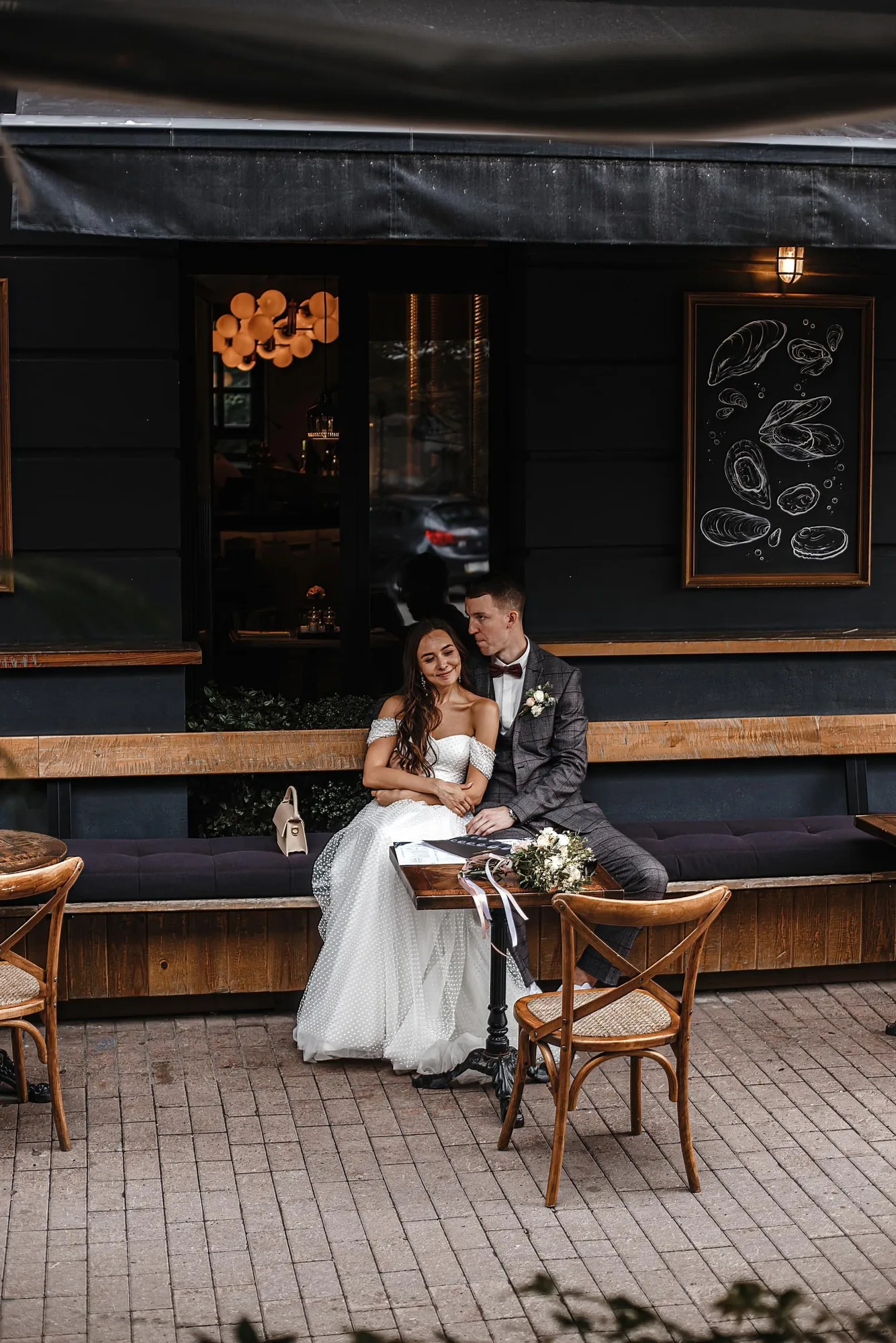 Wedding Stories from Yekaterinburg photographed by Anton Matveev