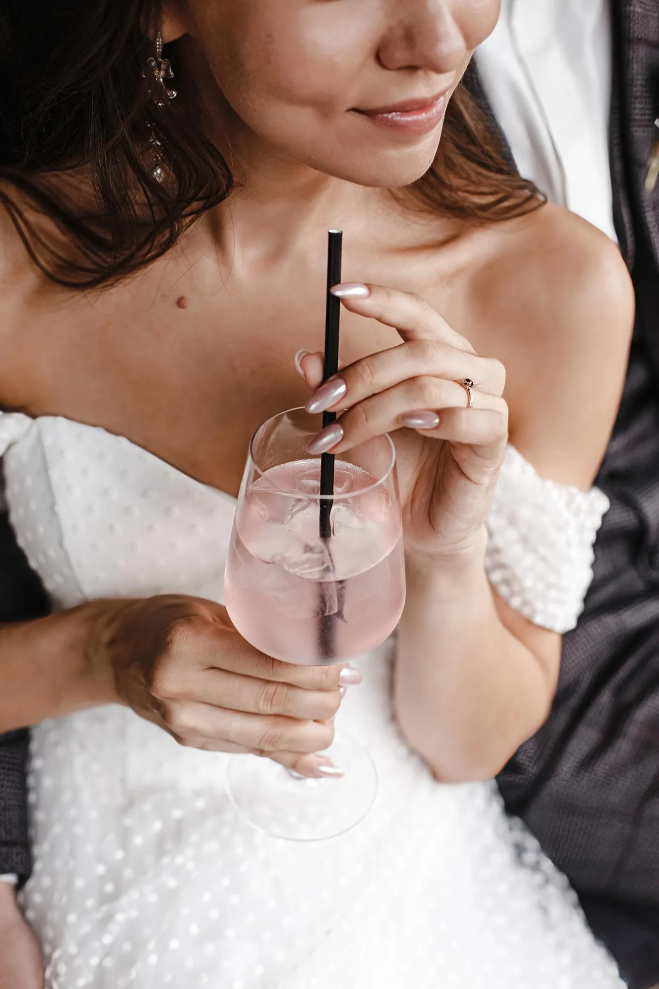 Wedding Stories from Yekaterinburg photographed by Anton Matveev