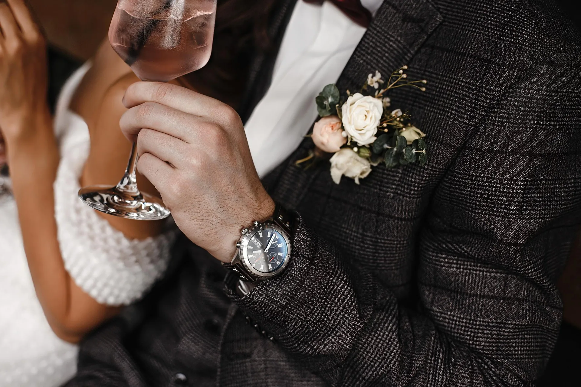 Wedding Stories from Yekaterinburg photographed by Anton Matveev