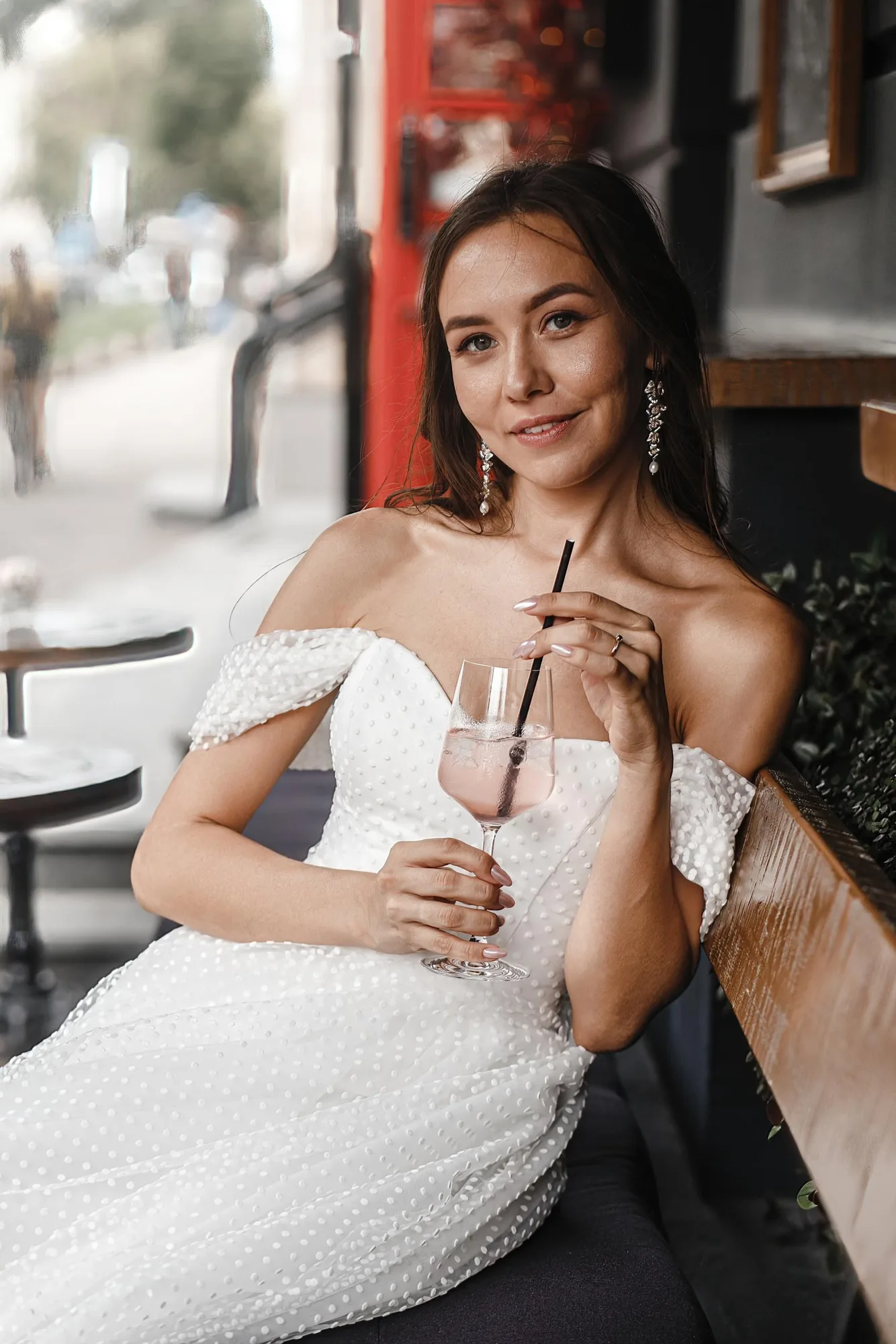 Wedding Stories from Yekaterinburg photographed by Anton Matveev