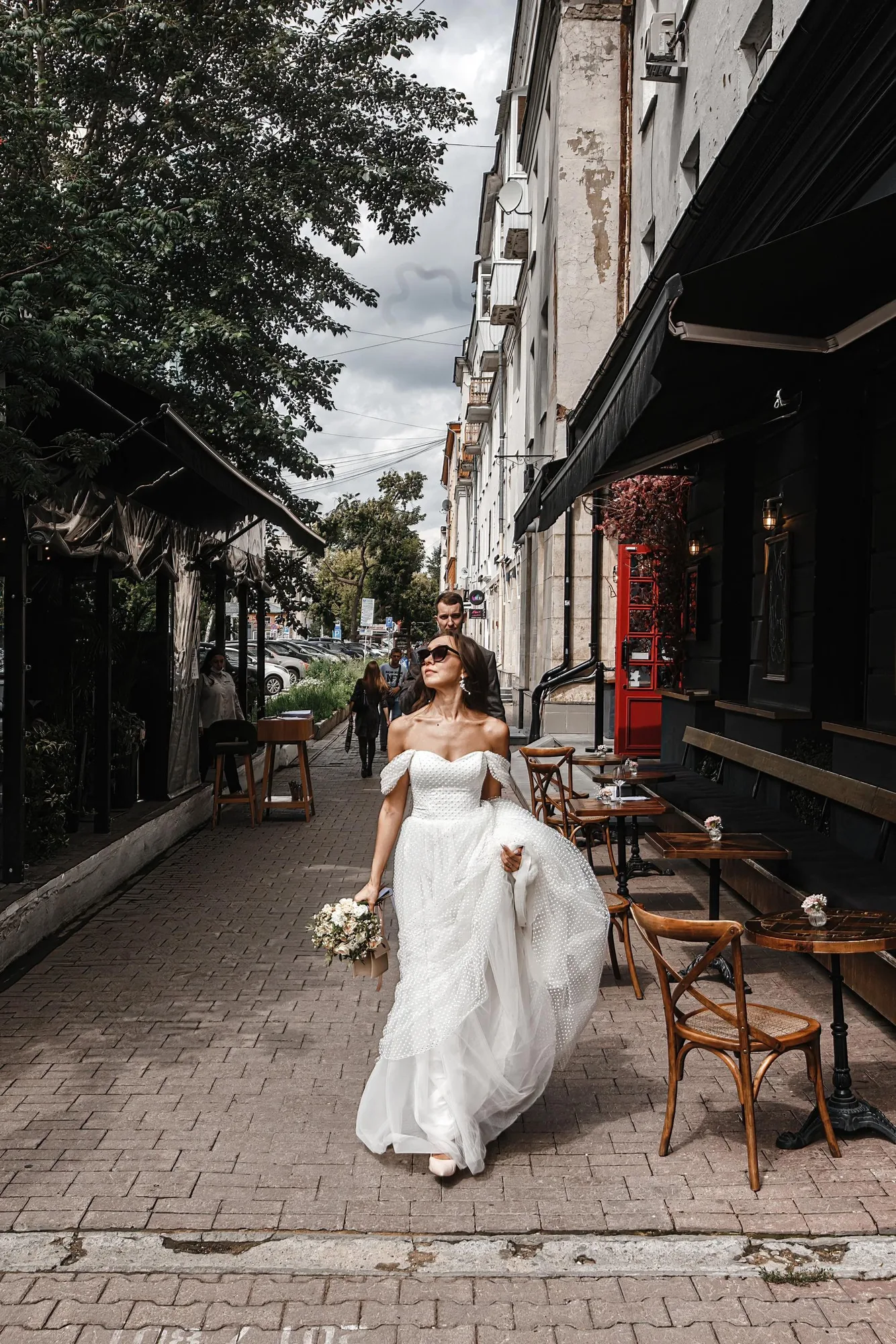 Wedding Stories from Yekaterinburg photographed by Anton Matveev