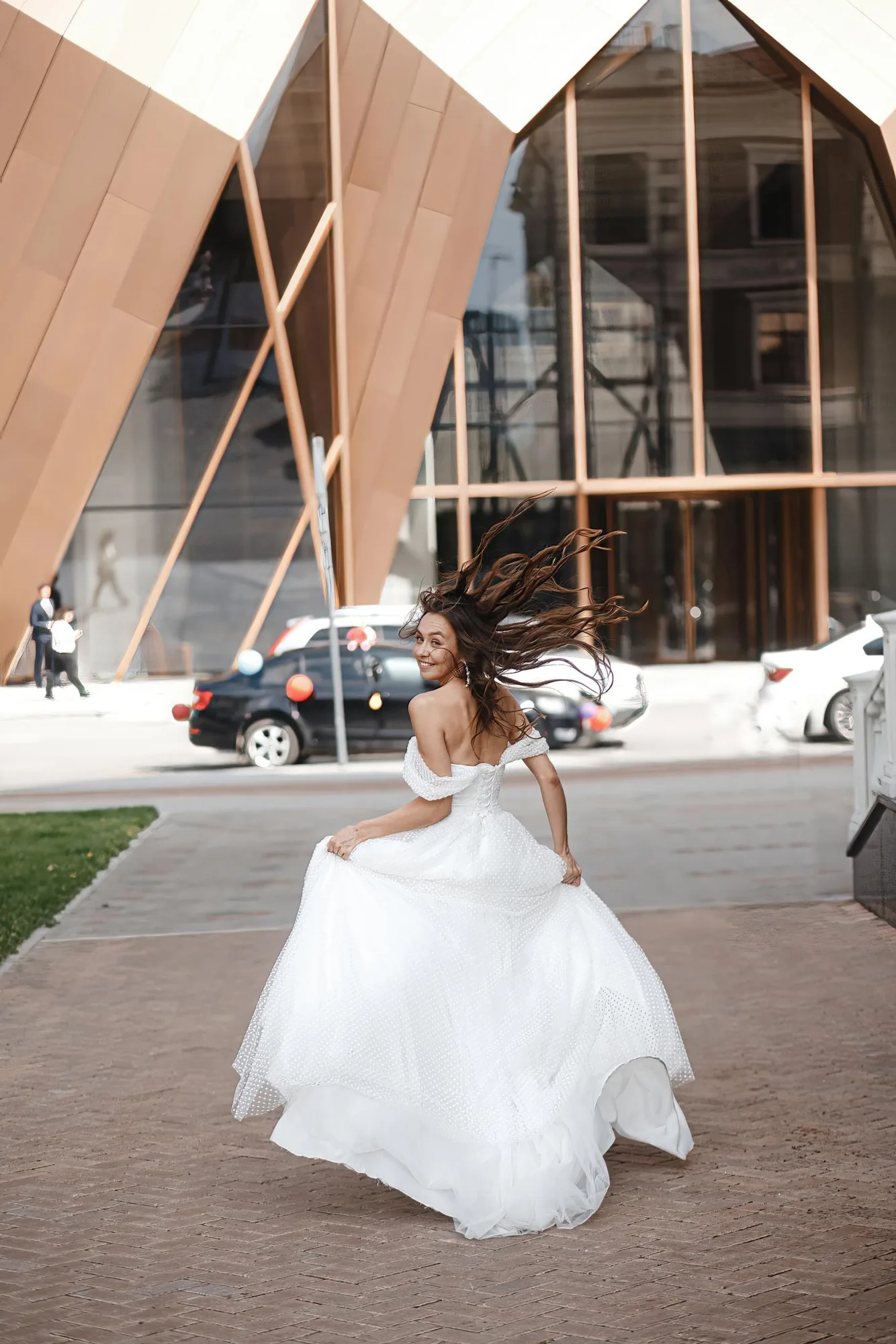 Wedding Stories from Yekaterinburg photographed by Anton Matveev