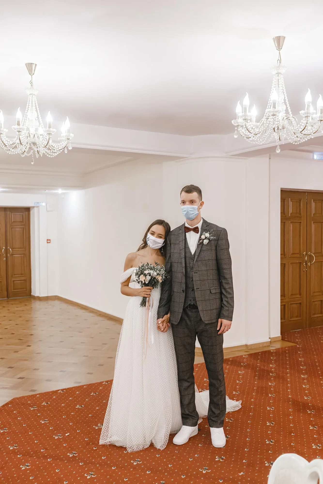 Wedding Stories from Yekaterinburg photographed by Anton Matveev