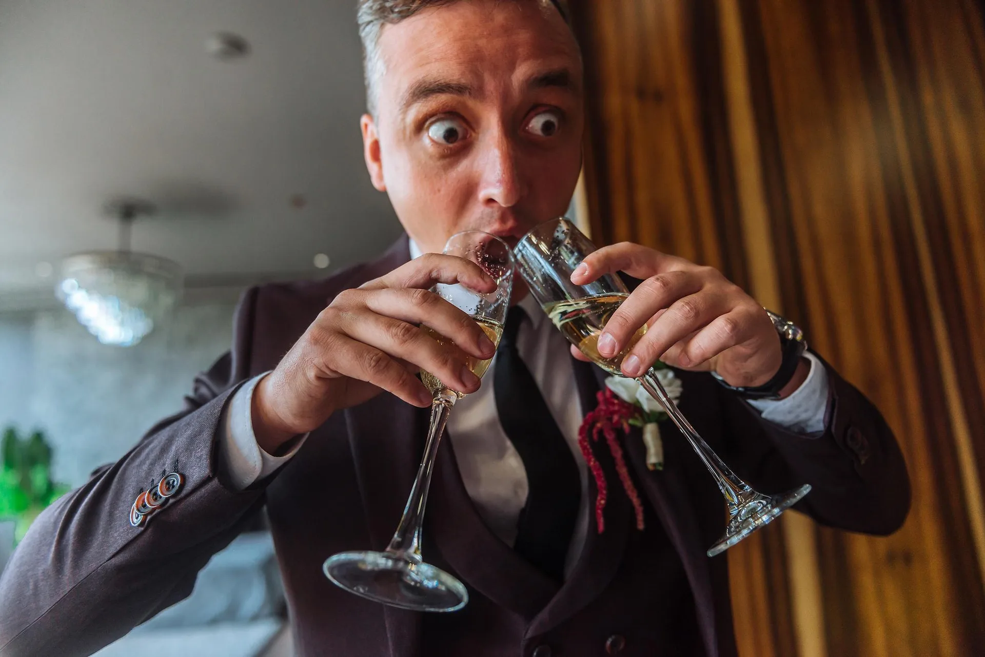 A Yekaterinburg Wedding photographed by Anton Matveev