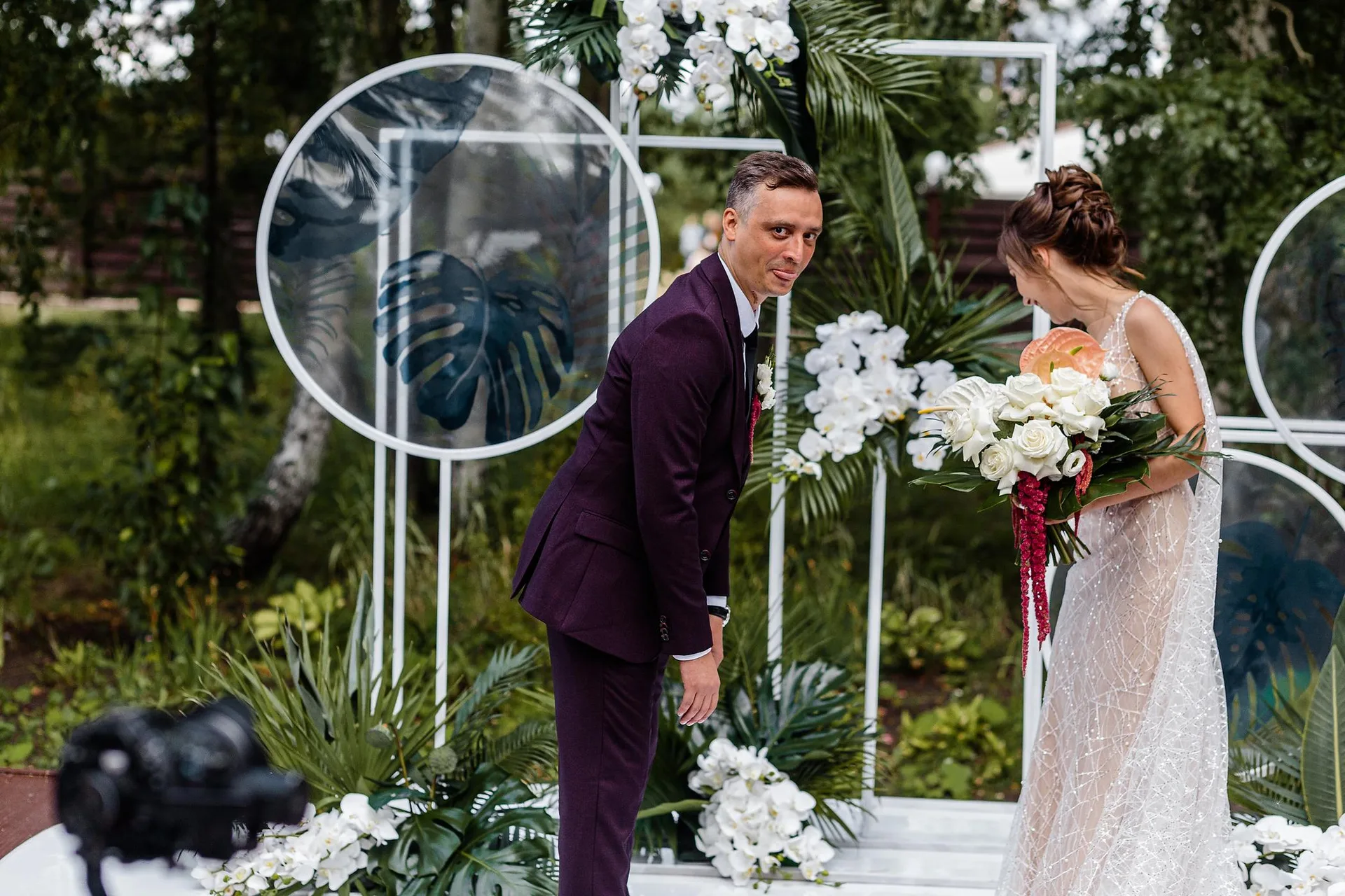 A Yekaterinburg Wedding photographed by Anton Matveev