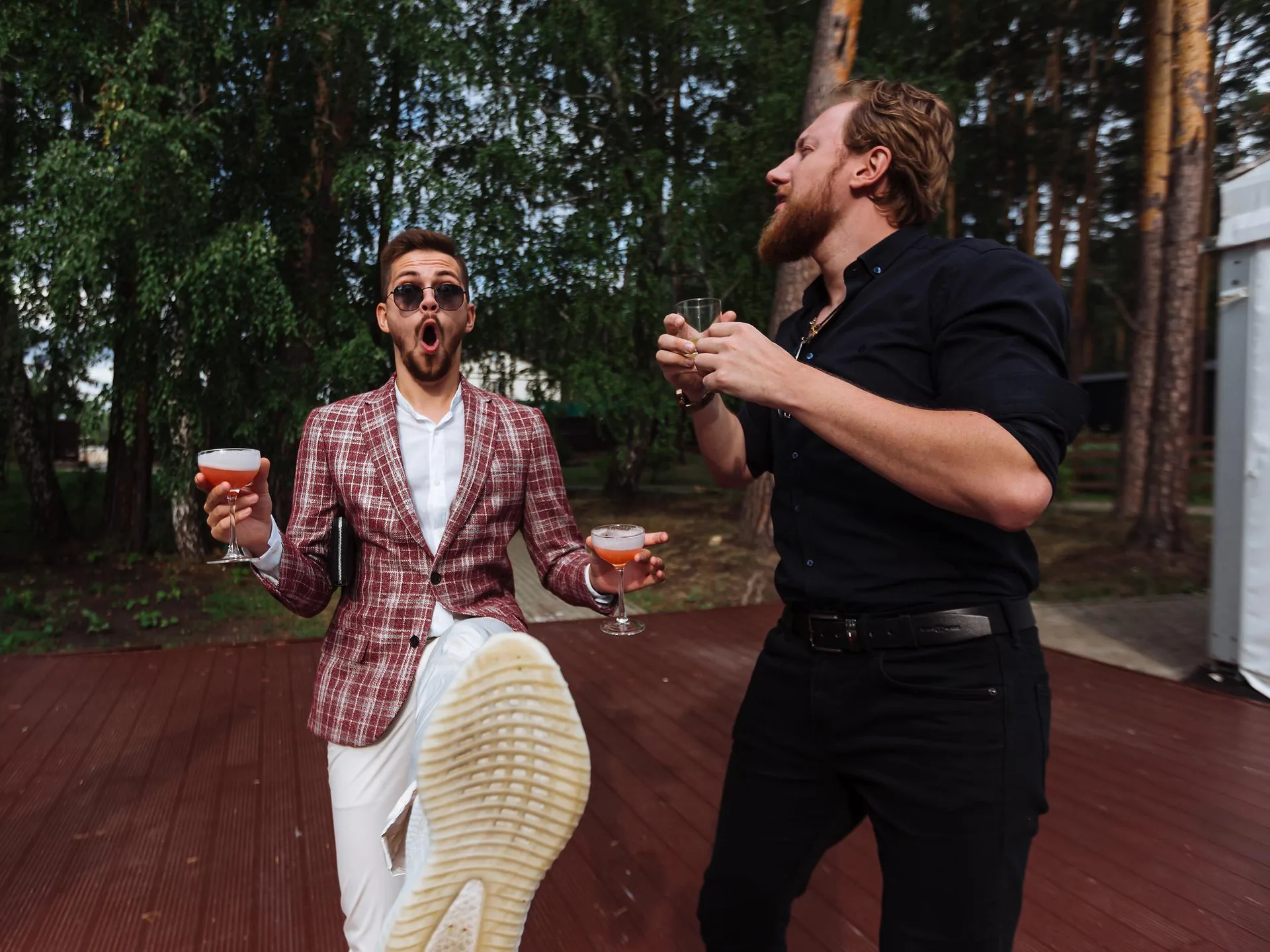 A Yekaterinburg Wedding photographed by Anton Matveev