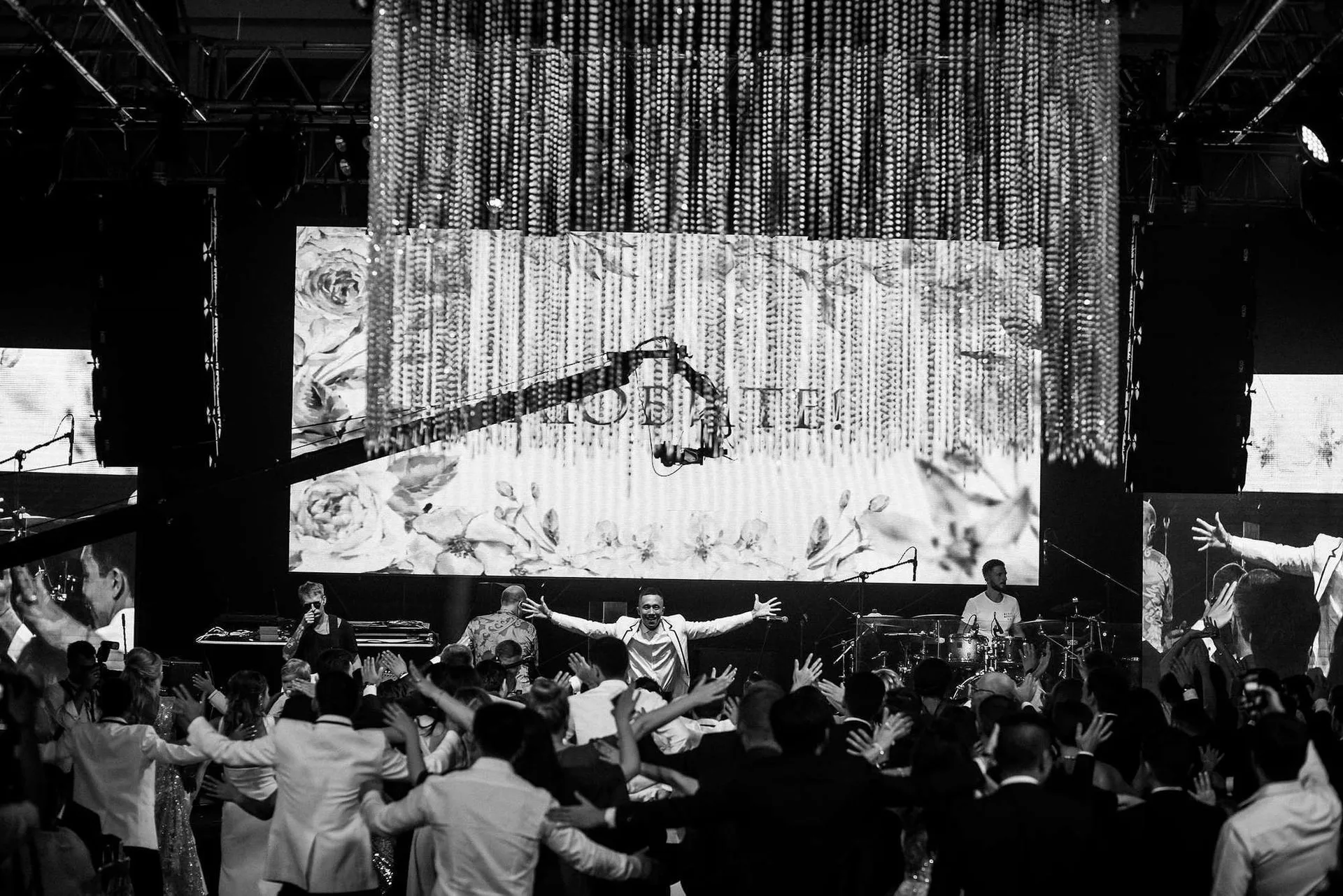 Yuri & Svetlana - A Wedding in Turkey photographed by Anton Matveev