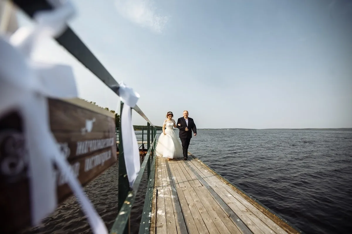 Zhenya & Nastya - A Saint Petersburg Wedding photographed by Anton Matveev